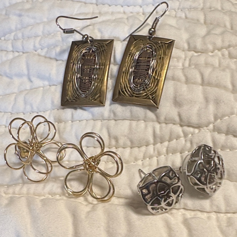 Elegant Gold and Silver Earrings Set